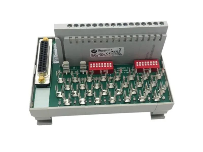 ALLEN BRADLEY 1492-AIFM16-F-3 PLC模組/機架