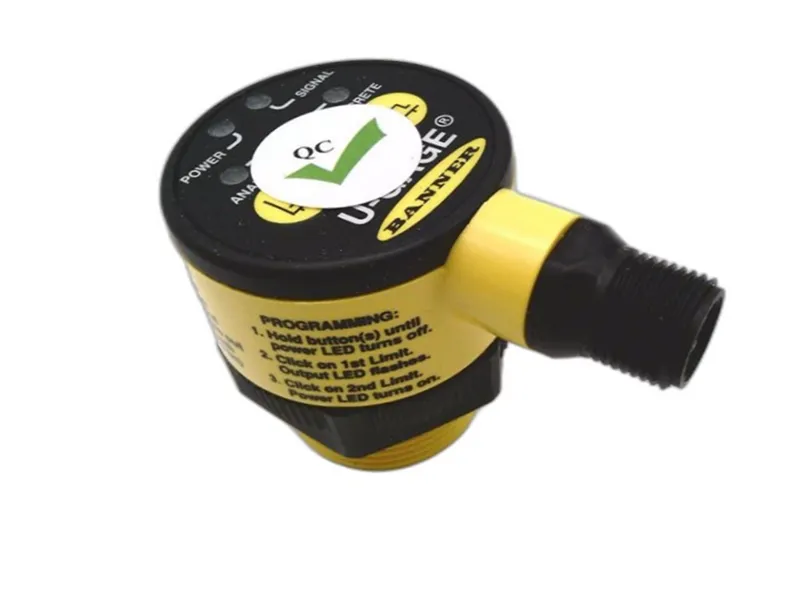 T30UIPAQ Ultrasonic Sensor by BANNER ENGINEERING