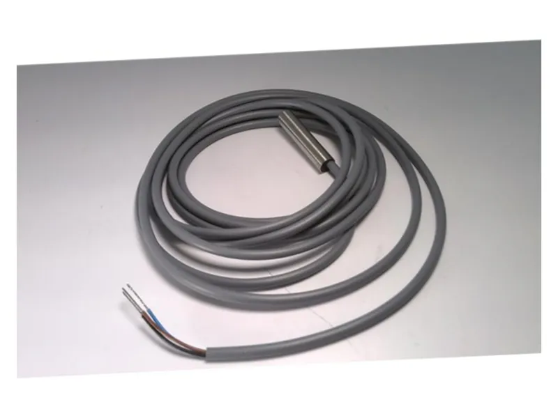 BAUMER ELECTRIC IFRM 06P1701/L 接近開關