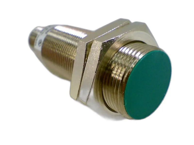 BAUMER ELECTRIC IFRM 18P1701/S14L 接近開關