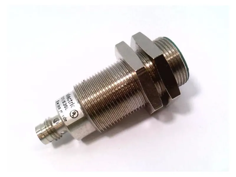 BAUMER ELECTRIC IFRM 18P1701/S35L 接近開關