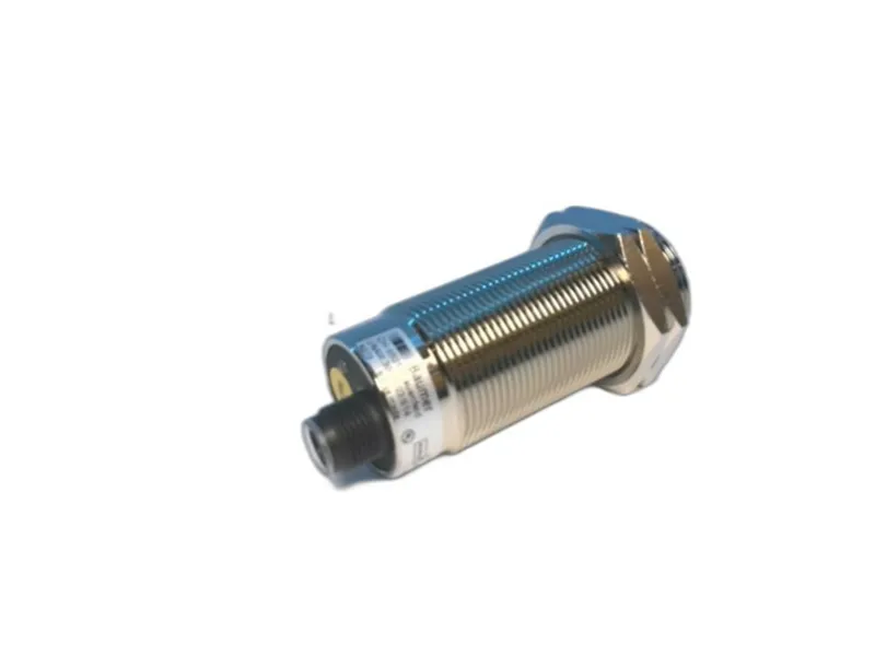 Ultrazvukový senzor BAUMER ELECTRIC UNAM 30U6103/S14