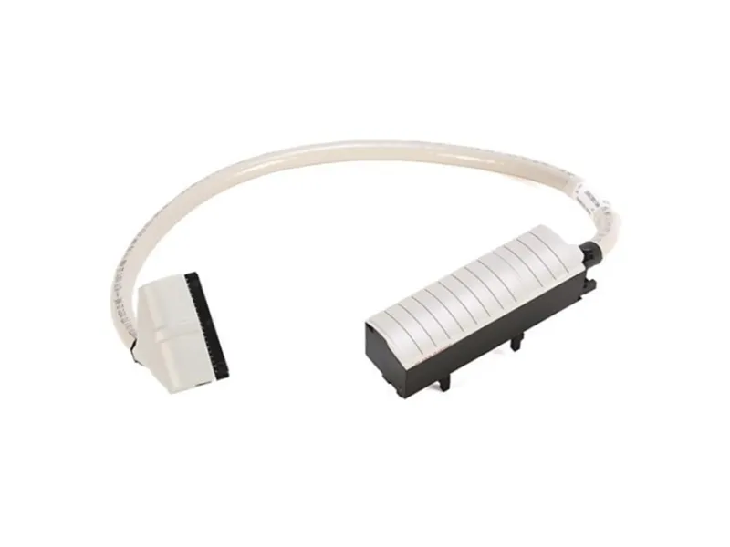 1492-CABLE005X PLC Battery/Cable/Accessory by ALLEN BRADLEY