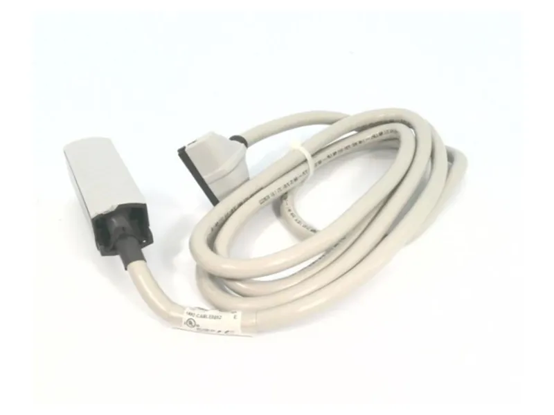 ALLEN BRADLEY 1492-CABLE025Z 電腦網路電纜