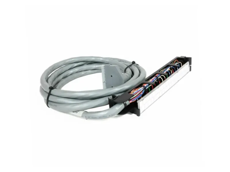 ALLEN BRADLEY 1492-CABLE25L PLC Module/Rack Cable