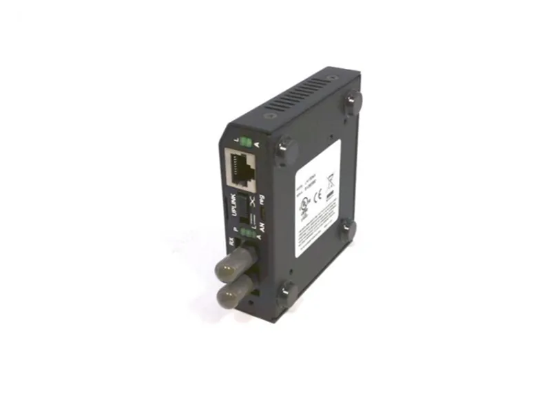 Convertidor de comunicación BLACK BOX CORP LH1504A