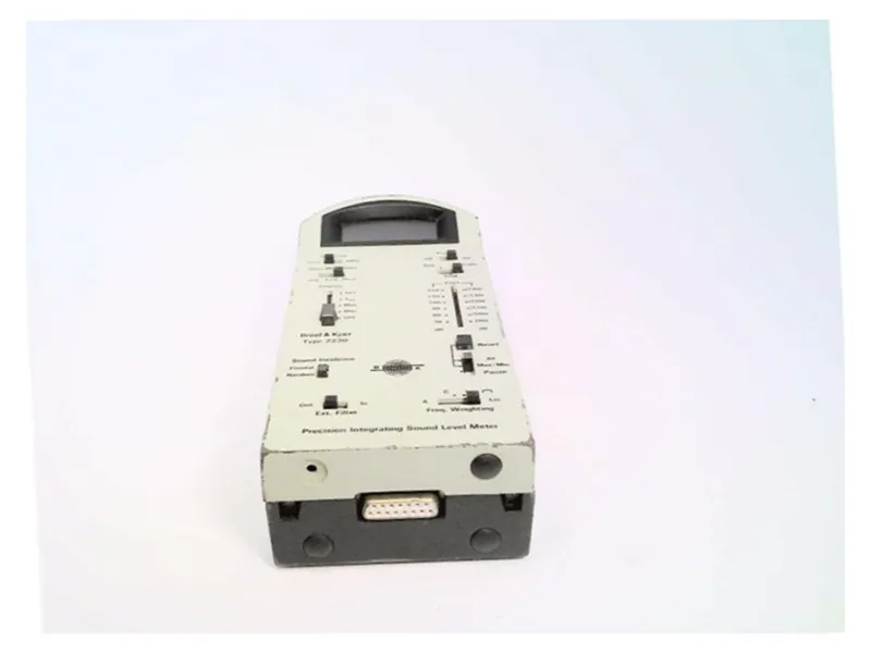 Miernik uniwersalny BRUEL & KJAER 2230