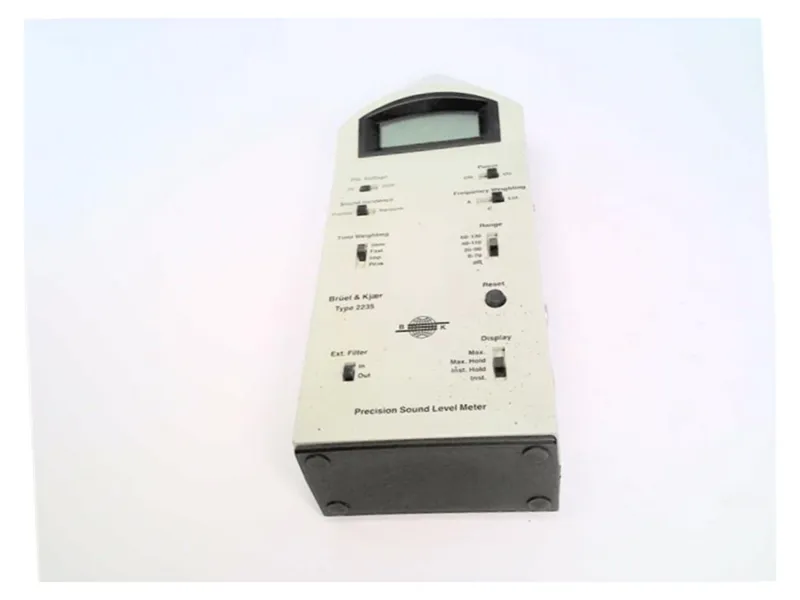 Amplificador de audio BRUEL & KJAER 2235