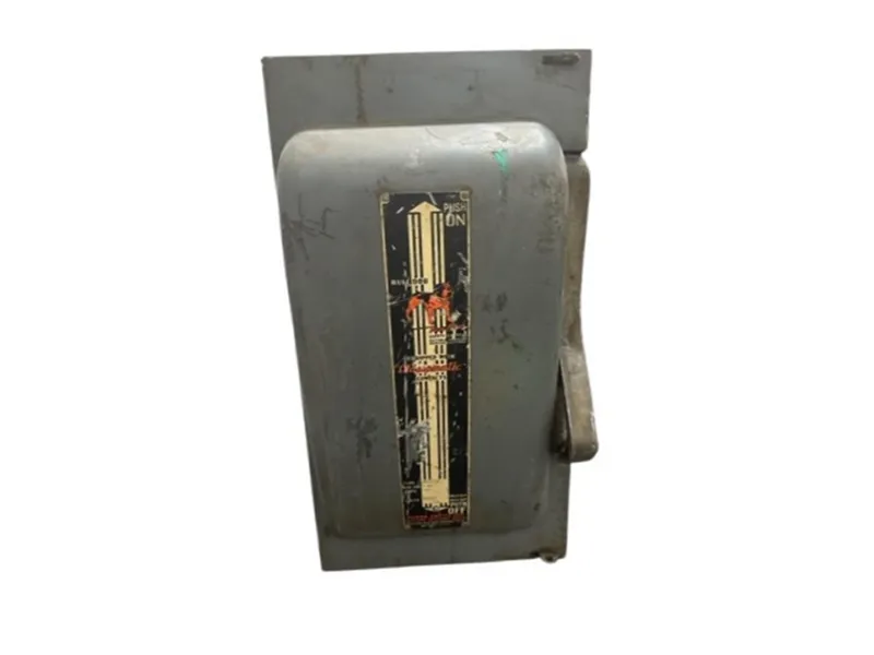 BULLDOG ELECTRIC PRODUCTS F-325 隔離開關