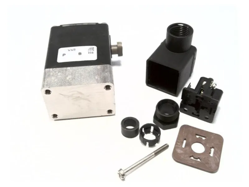 BURKERT 141932 電磁閥