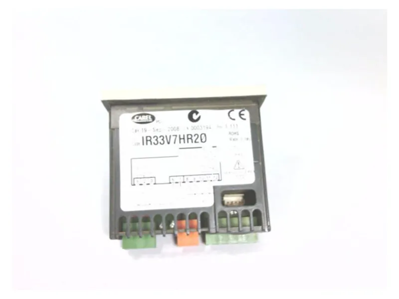 Controllore temperatura/processo CAREL IR33V7HR20