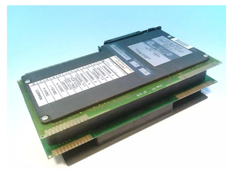 ALLEN BRADLEY 1771-OF PLC Modul/Rack