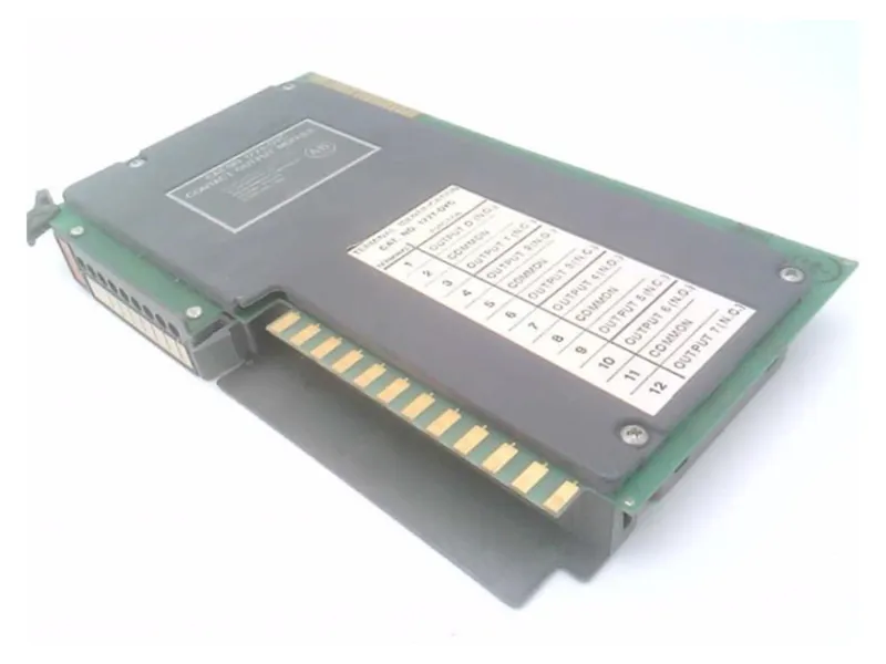 ALLEN BRADLEY 1771-OYC PLC Modul/Rack
