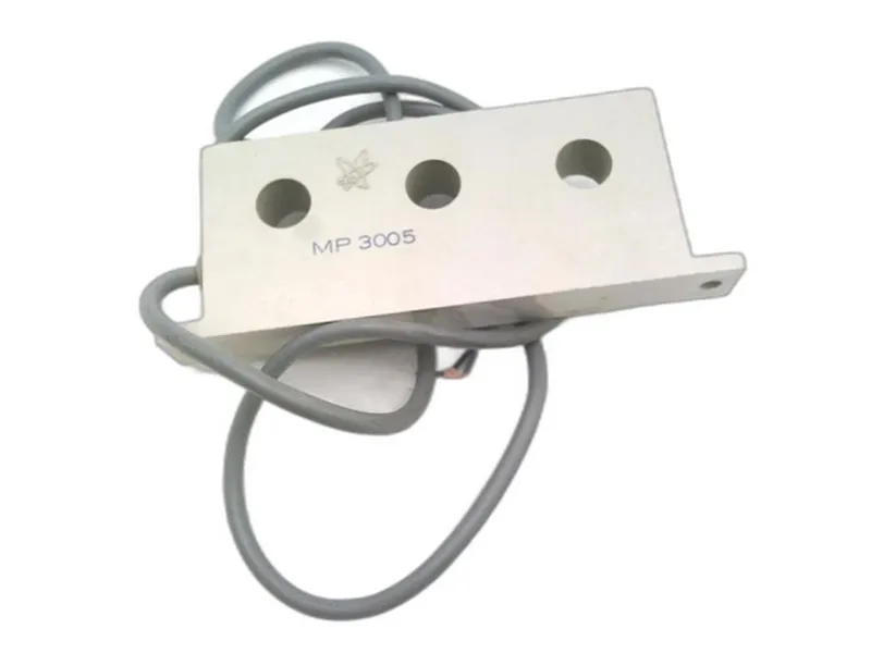 MP3005電流互感器 CARLO GAVAZZI