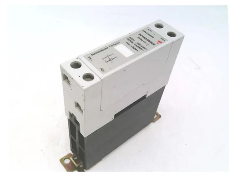 CARLO GAVAZZI RJ1A23D20E繼電器/插座