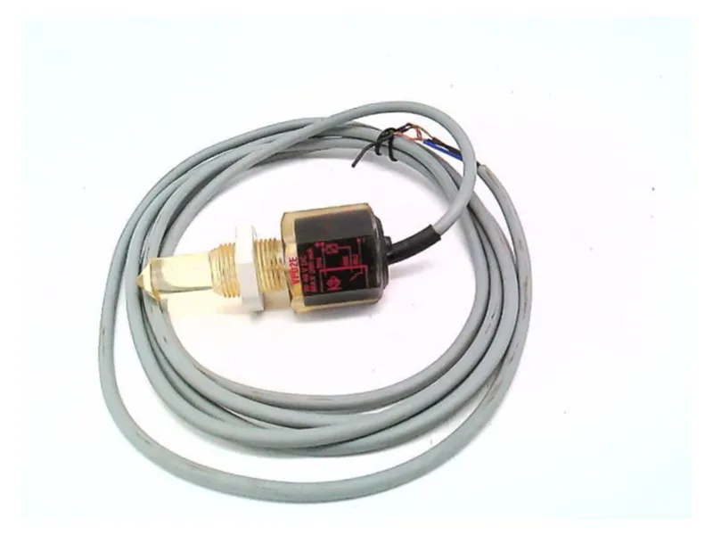 VP02E Photoelectric Sensor by CARLO GAVAZZI