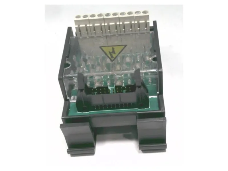 ALLEN BRADLEY 1492-IFM20F-FS24A-4 驅動介面/操作器