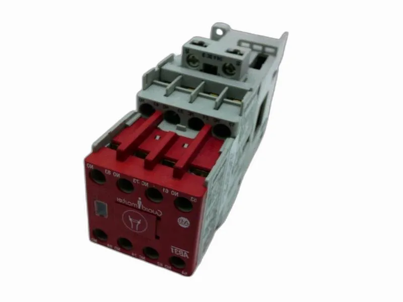 700S-CF620DJBC 安全繼電器 by ALLEN BRADLEY