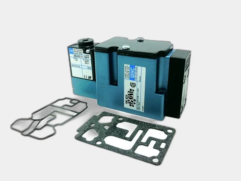 6211C-000-PM-111DA 電磁弁 by MAC VALVES INC