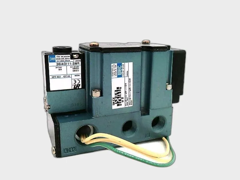 6311D-211-PM-111DA 電磁弁 by MAC VALVES INC