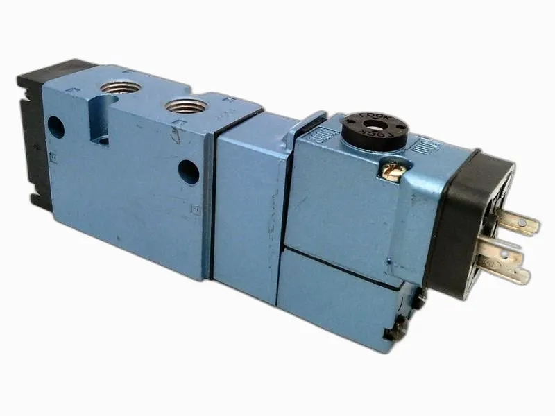 811C-PM-111JJ-152 電磁弁 by MAC VALVES INC