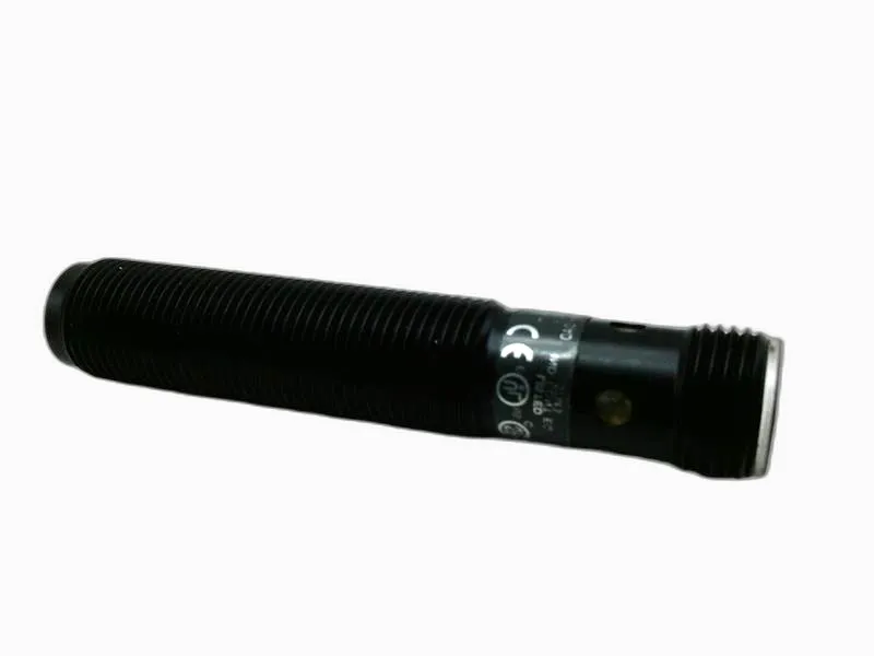 NMB5-12GM65-E2-C-V1 Quang điện bởi PEPPERL & FUCHS