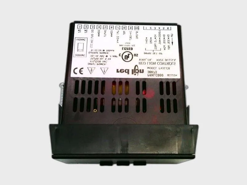 PAXLC800 計時器/計數器 by RED LION CONTROLS