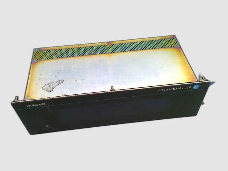 2706-B23J8 人機介面 by ALLEN BRADLEY