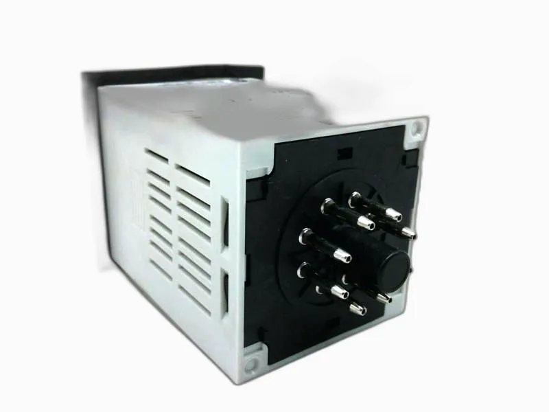 700-HX86SU24 延時繼電器 by ALLEN BRADLEY