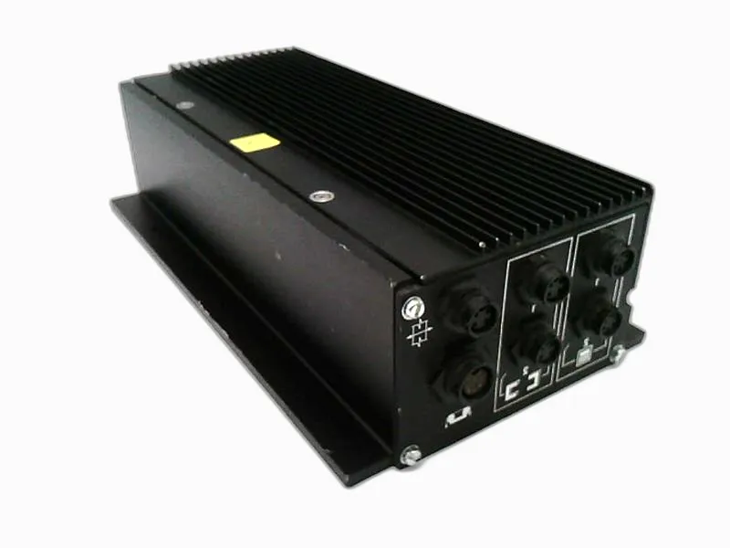 H6416-AMP-00 Régulateur de température/process par NORTH AMERICAN MFG