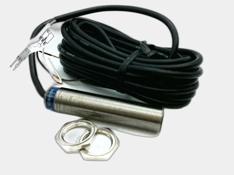 XS1M18DA9AV Capteur inductif par TELEMECANIQUE SENSORS