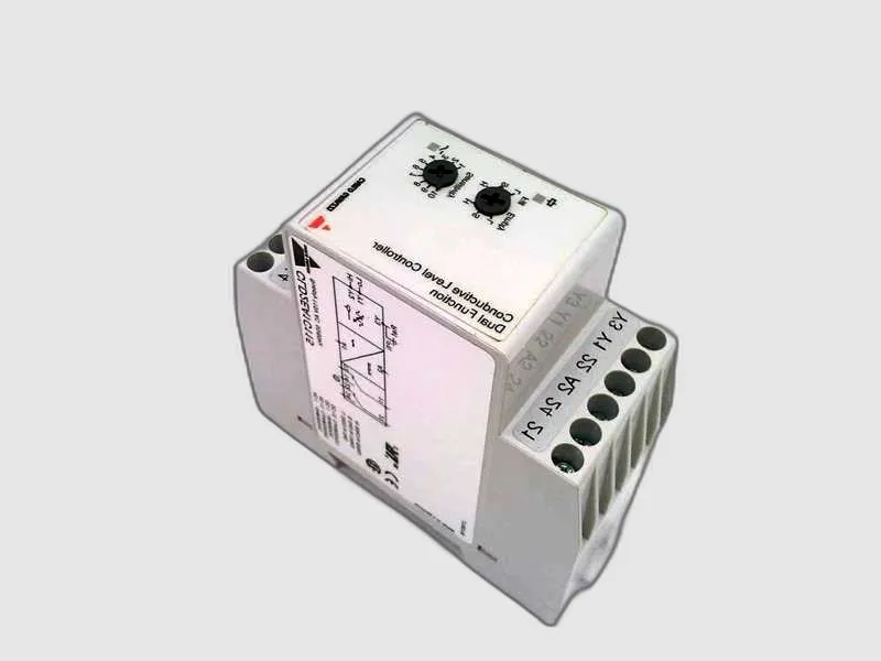 CLD2EA1C115 Niveauregeling door CARLO GAVAZZI