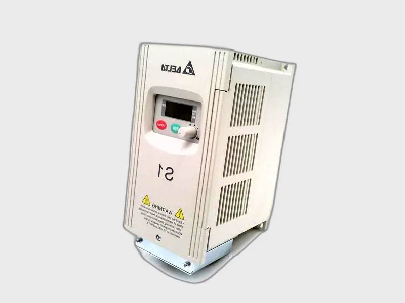 VFD015S21U Azionamento by DELTA ELECTRONICS