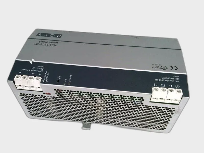 SDN30-24-480 Alimentation par SOLA HD