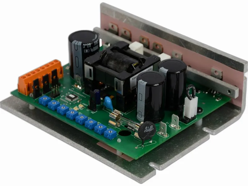 HTL05-D-4Q Aandrijving by MINARIK DRIVES