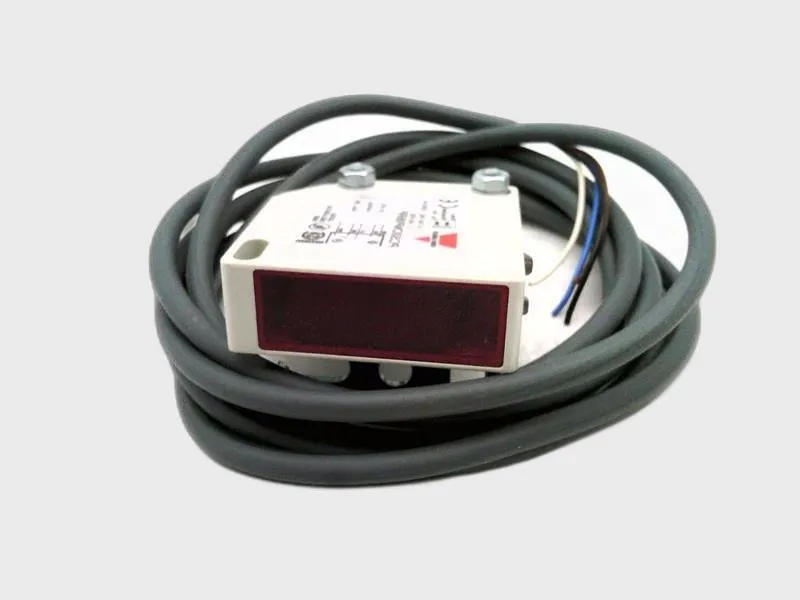 PC50CNP06RP Fotoelektrisch door CARLO GAVAZZI