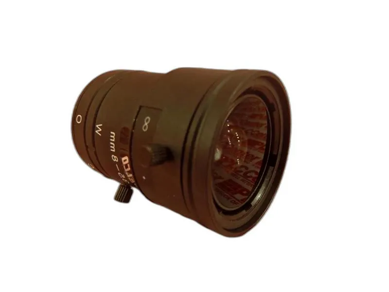 Kamera CCD 13FA3.5-8 firmy PELCO