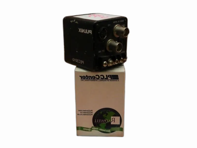 Caméra CCD PEC-3010 par PULNIX