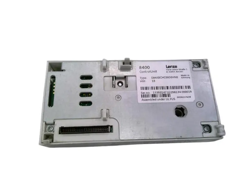 E84AVHCE3034VX0 驅動器 由 LENZE