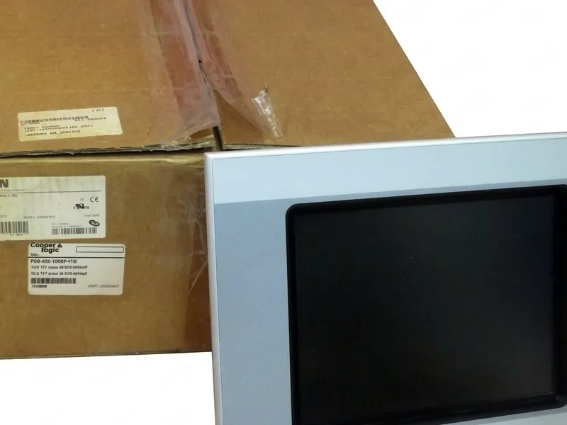 XVS-440-10MPI-1-10 操作員介面 由 MOELLER ELECTRIC
