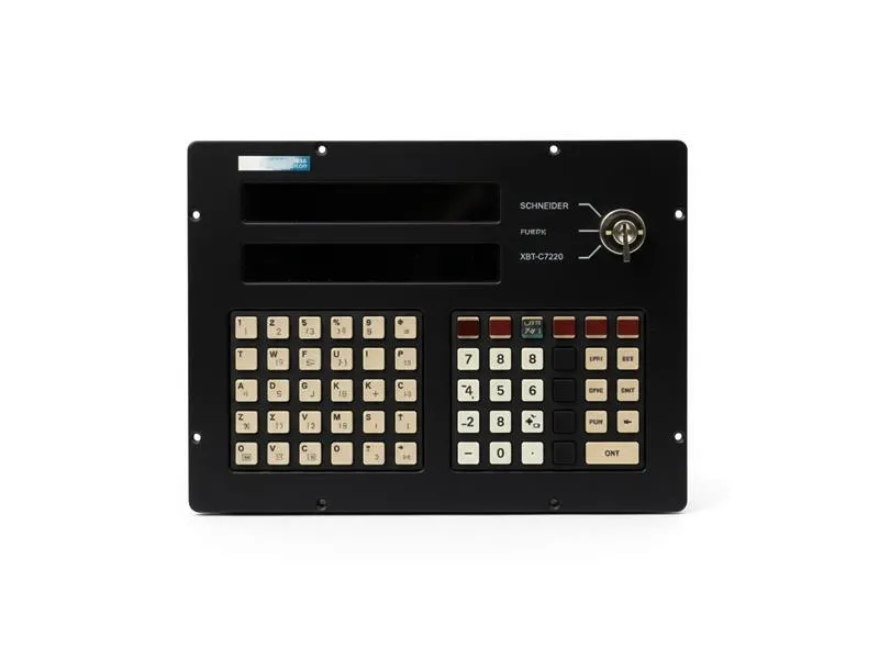 XBT-C7220 操作員介面 由 TELEMECANIQUE