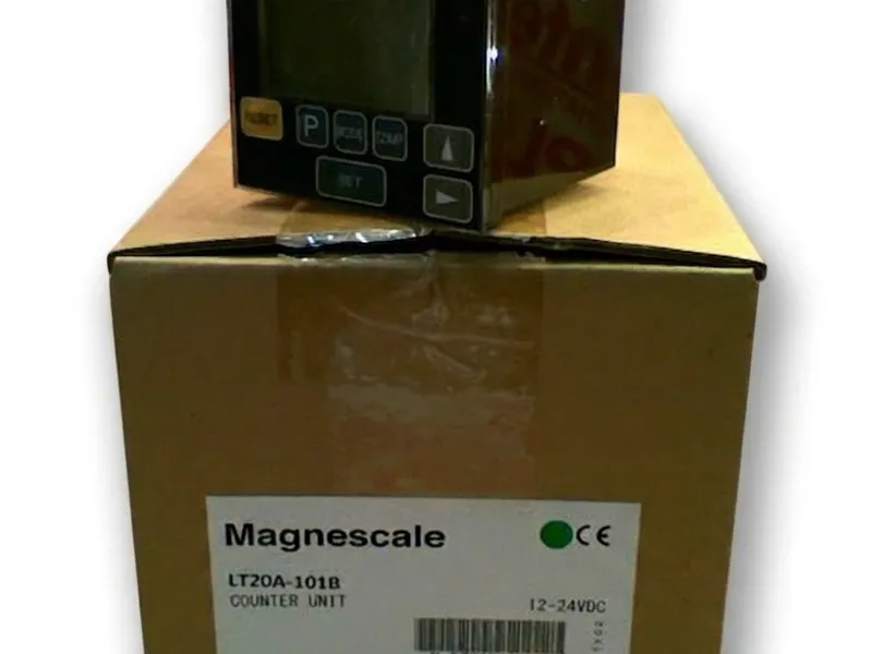 LT20A-101B 操作員介面 由 SONY