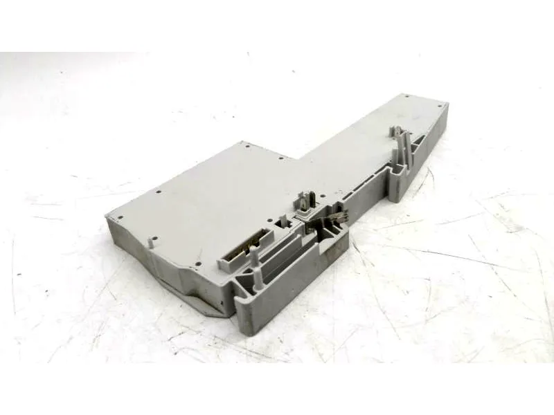 XNE-8AI-U/I-4PT/NI VDC邏輯I/O模組 - CUTLER HAMMER