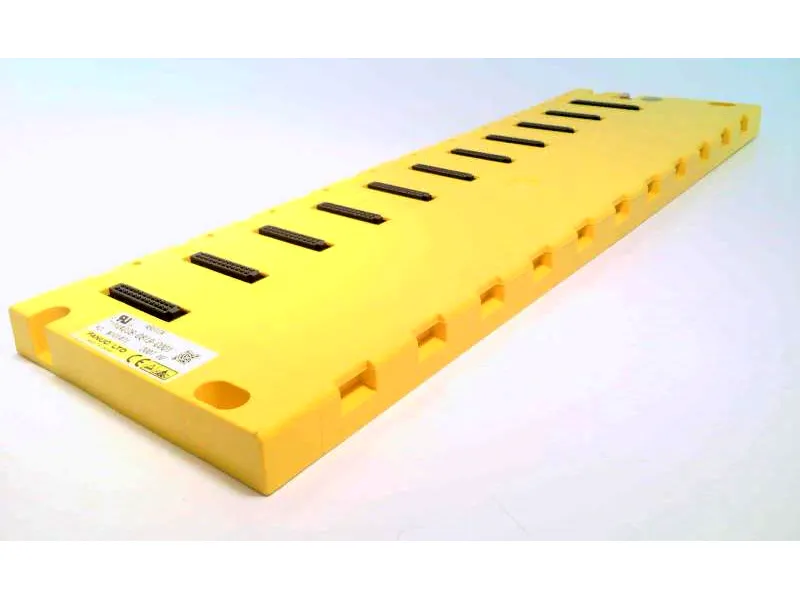 A03B-0819-C001 PLC模組/機架 by FANUC