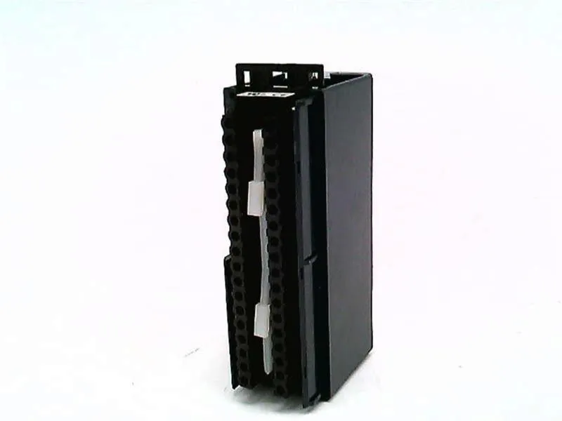 IC694TBB132 PLC模組/機架 由 GE FANUC