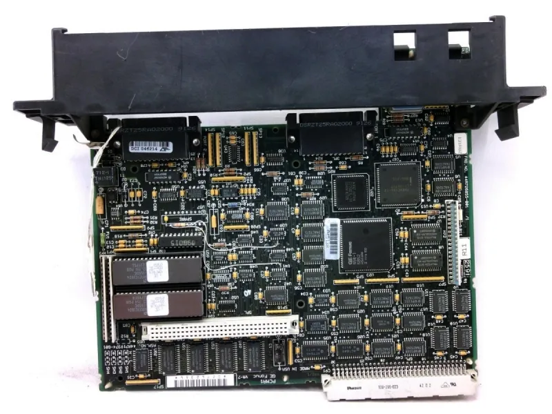 IC697CMM711 PLC模組/機架 by GE FANUC