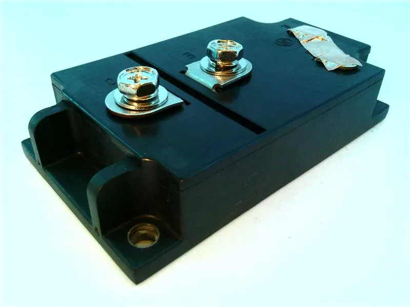 FUJI ELECTRIC 的 1MBI400NN-120 PLC 模組/機架