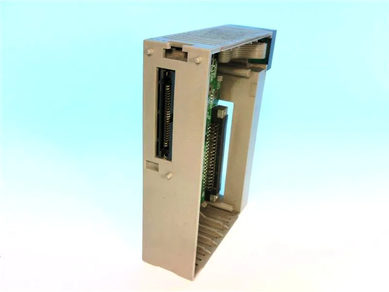 NC1X3204-3 PLC 模組/機架 由 FUJI ELECTRIC