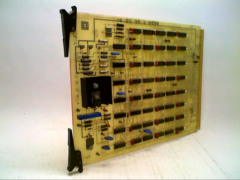 4DP7APXMD-11 PLC模組/機架 by HONEYWELL