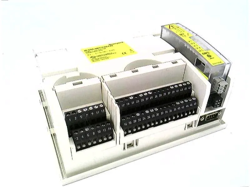XL50A-UPCCBLON PLC模組/機架 by HONEYWELL